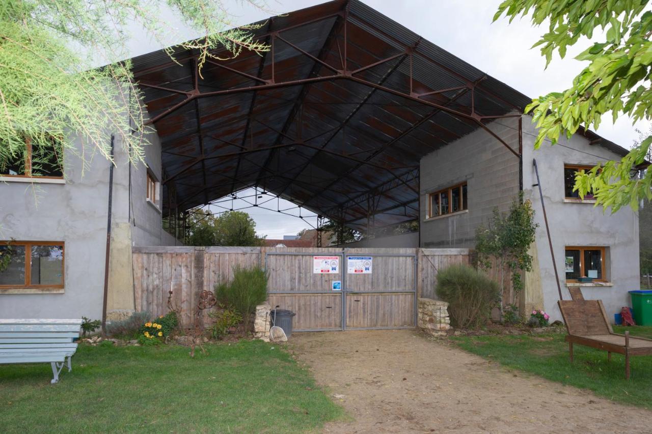 Ferienwohnung La Ferme Des Nonains Montjavoult Exterior foto